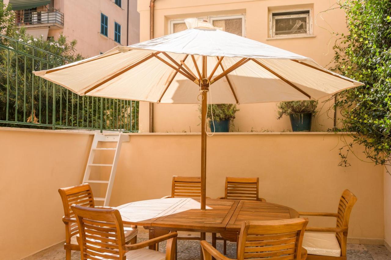 Apartment Romantica With Dehors Near San Giovanni Rom